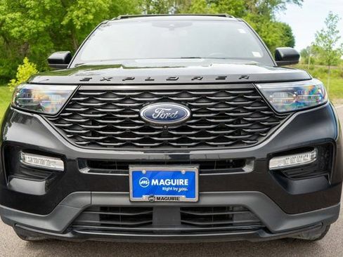 Used 2022 Ford Explorer ST-Line w/ Class IV Trailer Tow Package AWD/4WD image 3