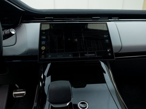 Used 2024 Land Rover Range Rover Sport Dynamic SE image 37