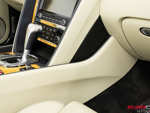 Used 2014 Bentley Continental GT AWD/4WD image 31