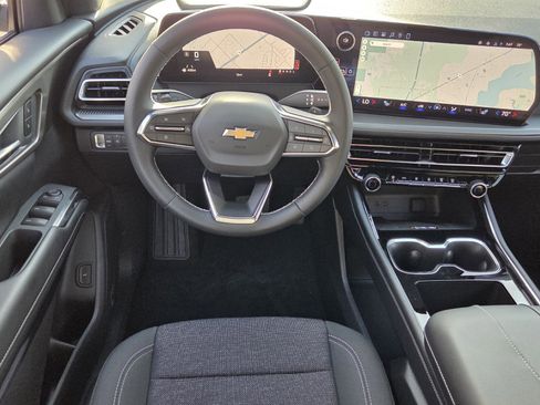 New 2026 Chevrolet Traverse LT FWD image 17