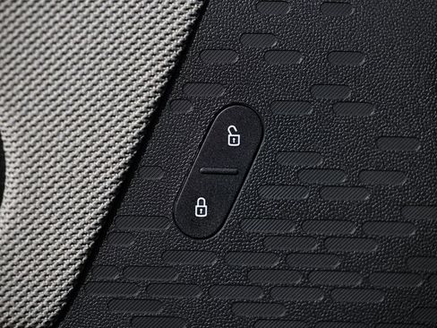 New 2026 MINI Cooper 2-Door Hardtop image 17