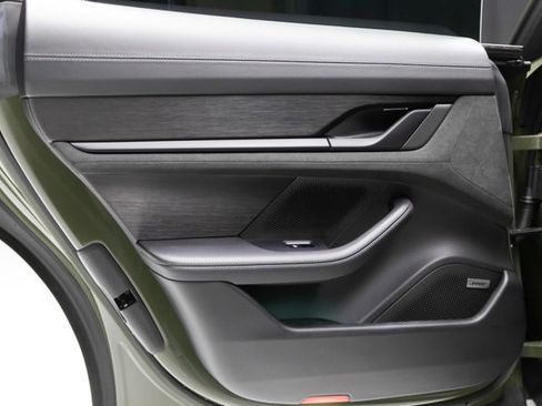 Used 2023 Porsche Taycan GTS image 50