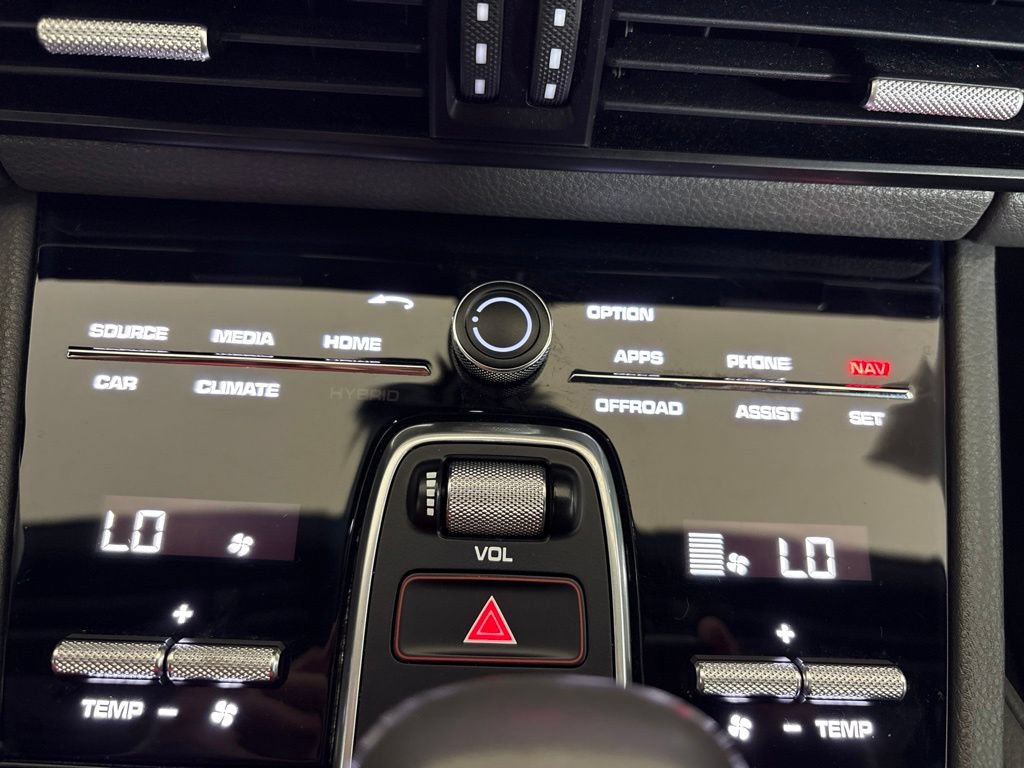 Used 2019 Porsche Cayenne AWD/4WD image 14