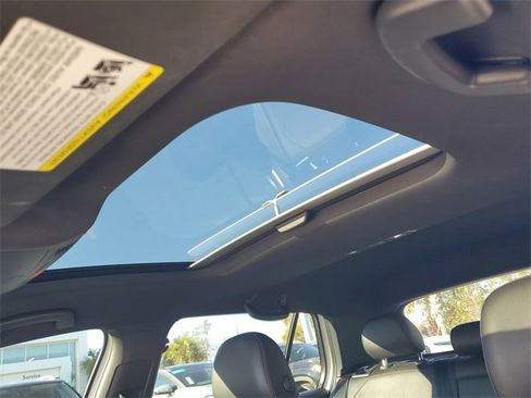 Used 2019 Volkswagen GTI SE image 28