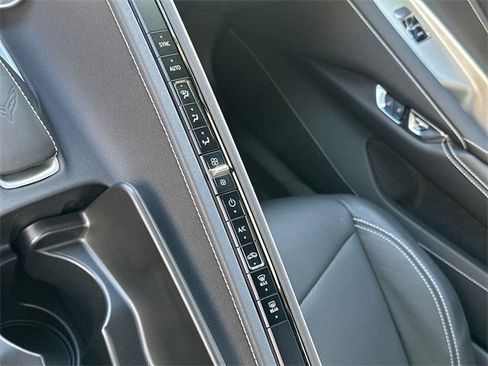 Used 2023 Chevrolet Corvette Stingray Convertible w/ Battery Protection Package image 34