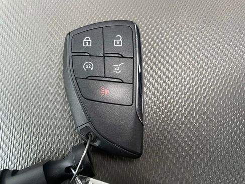 Used 2025 Chevrolet Equinox LT w/ Convenience Package II image 20