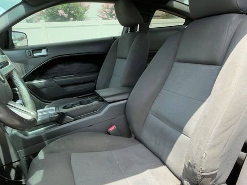 Used 2007 Ford Mustang Premium RWD image 11