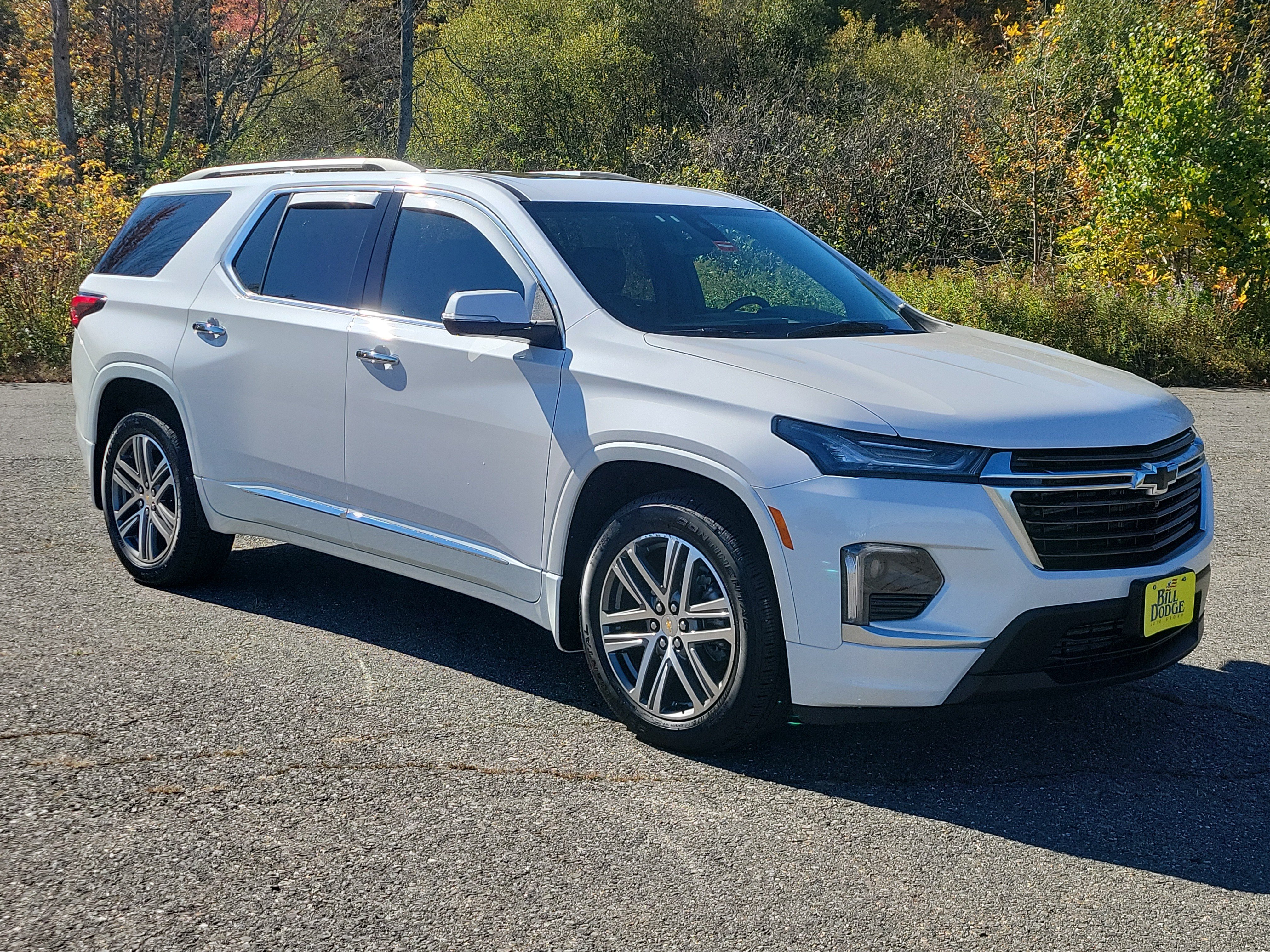 Used 2023 Chevrolet Traverse High Country w/ LPO, Floor Liner Package AWD/4WD image 3