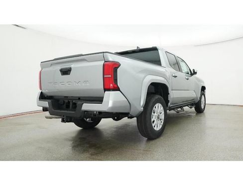 New 2026 Toyota Tacoma SR5 AWD/4WD image 24