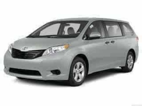 Used 2013 Toyota Sienna LE w/ Towing Pkg image 22