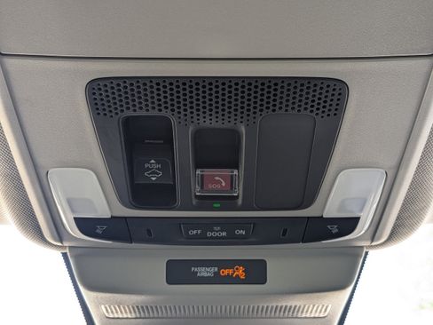 Used 2023 Honda Accord EX-L image 23