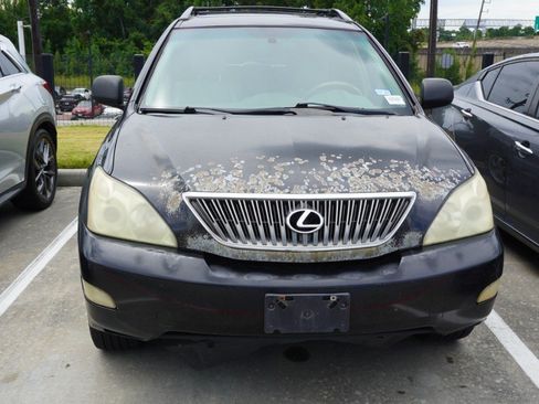 Used 2004 Lexus RX 330 w/ Premium Plus Pkg FWD image 2