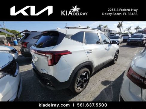 Certified 2025 Kia Seltos S FWD image 2