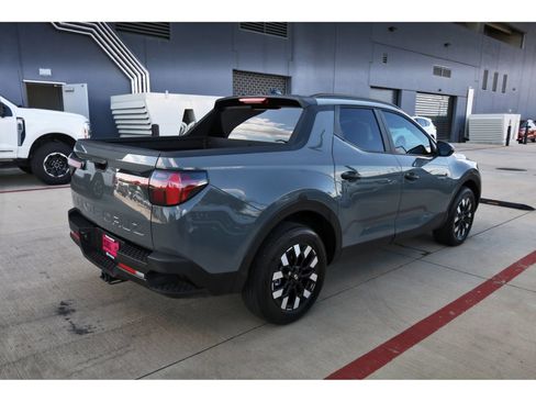 Certified 2026 Hyundai Santa Cruz SEL FWD image 8