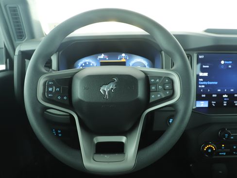 New 2025 Ford Bronco 2-Door image 14