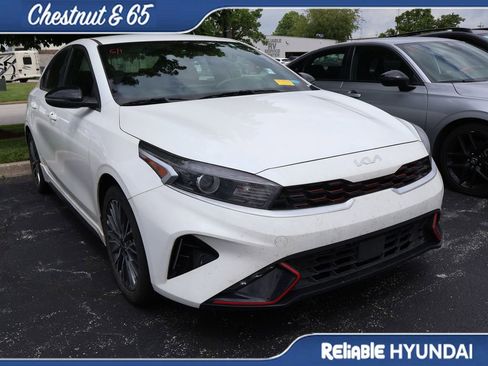 Used 2024 Kia Forte GT-Line FWD image 2