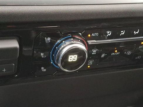 New 2026 GMC Sierra 2500 SLT w/ SLT Premium Package image 23