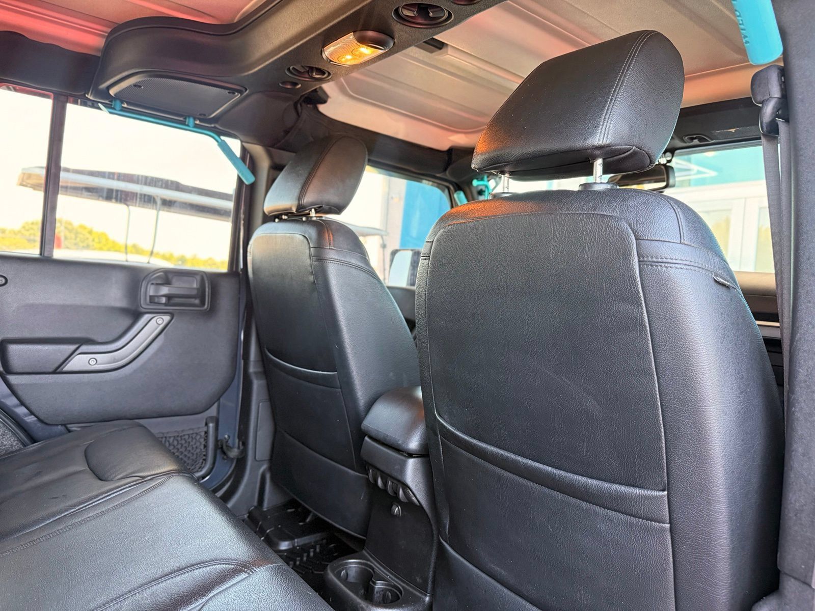 Used 2017 Jeep Wrangler Unlimited Sport AWD/4WD image 27