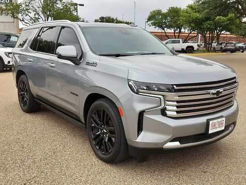 Used 2024 Chevrolet Tahoe High Country AWD/4WD image 6