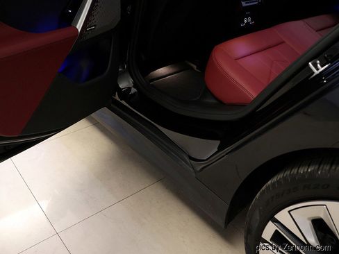 Certified 2026 BMW 540i xDrive image 31