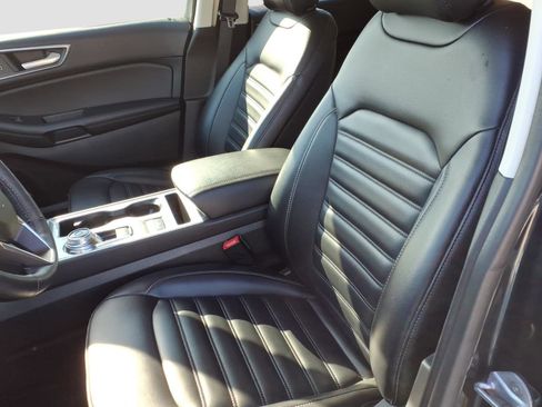 Used 2023 Ford Edge SEL image 12