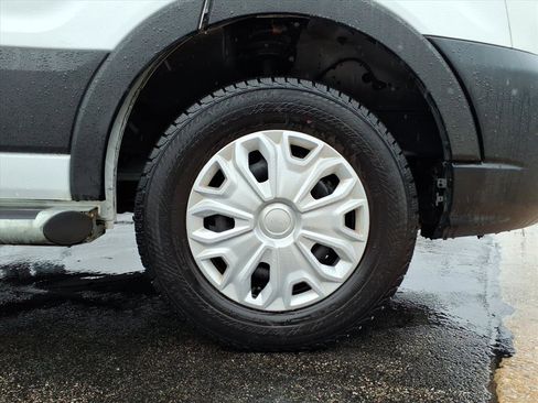 Used 2023 Ford Transit 250 Low Roof w/ Exterior Upgrade Package image 9