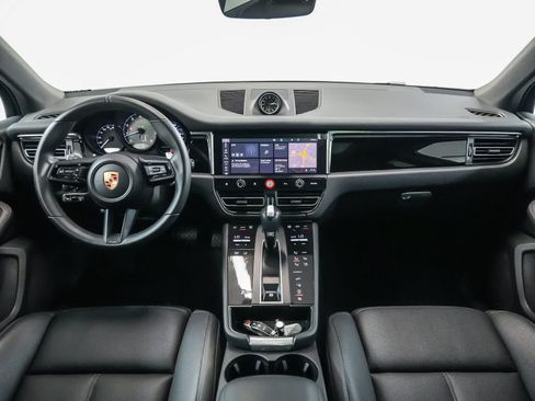 Certified 2023 Porsche Macan S AWD/4WD image 16