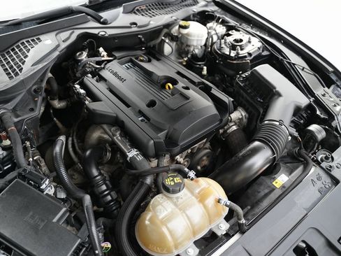 Used 2018 Ford Mustang Coupe image 52