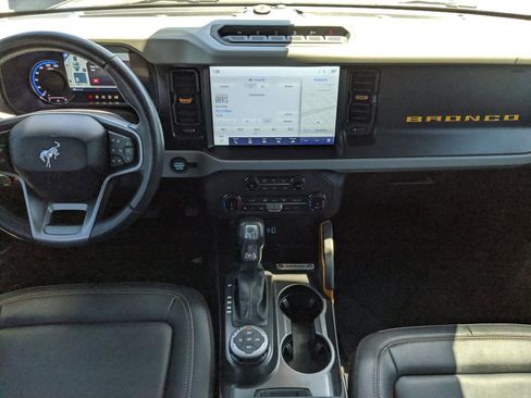 Used 2022 Ford Bronco Badlands AWD/4WD image 16