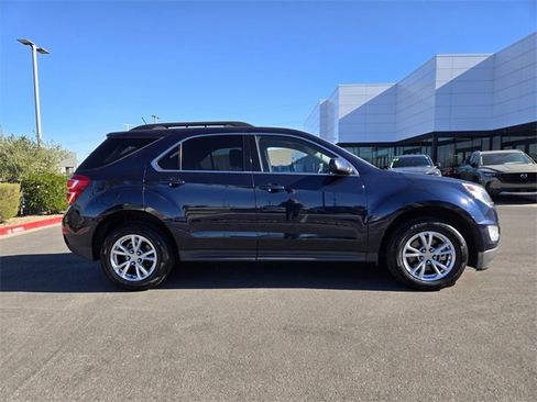 Used 2017 Chevrolet Equinox LT w/ Convenience Package image 7