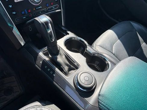 Used 2017 Ford Explorer Limited AWD/4WD image 27