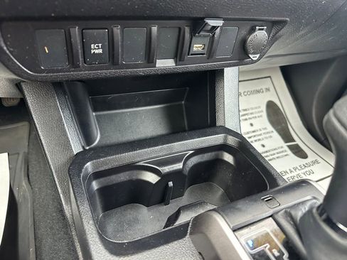 Used 2021 Toyota Tacoma SR5 image 60