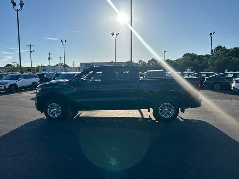 Used 2025 Chevrolet Silverado 1500 RST w/ Z71 Off-Road Package AWD/4WD image 5