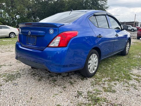 Used 2017 Nissan Versa S Plus FWD image 3