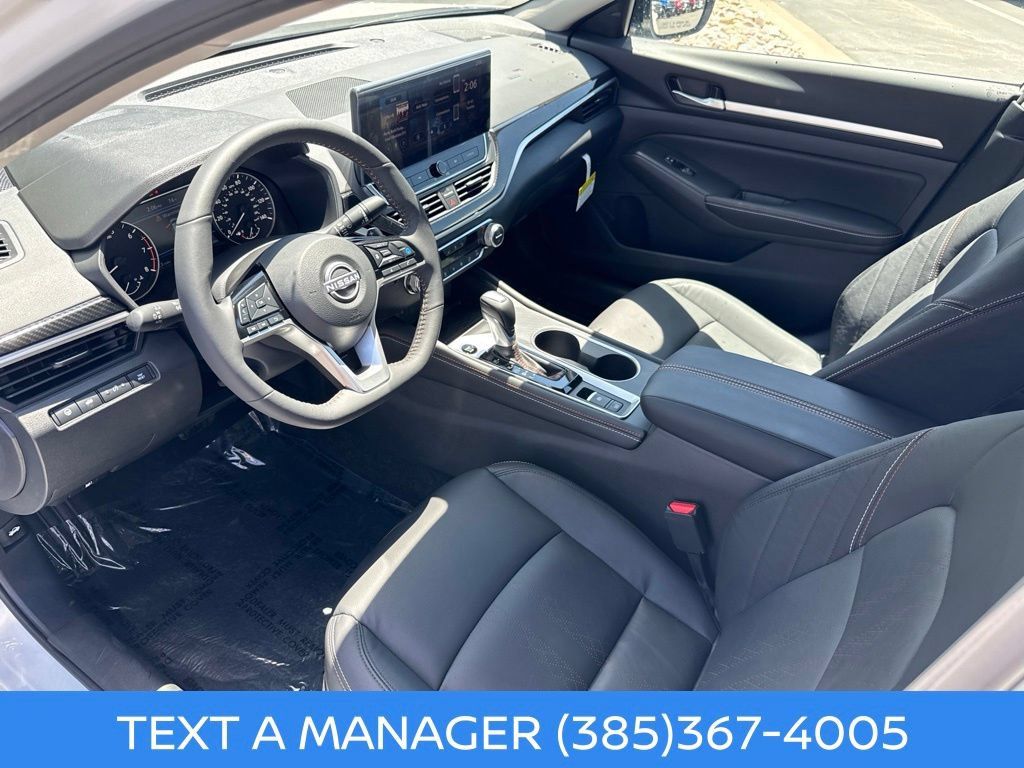New 2026 Nissan Altima 2.5 SR w/ SR Premium Package AWD/4WD image 12