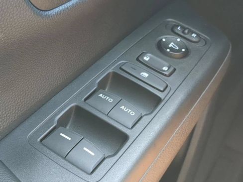 Used 2025 Honda CR-V EX image 27