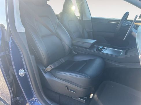 Used 2023 Tesla Model Y Long Range AWD/4WD image 24