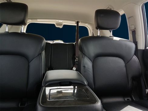 Used 2024 INFINITI QX80 Luxe image 18