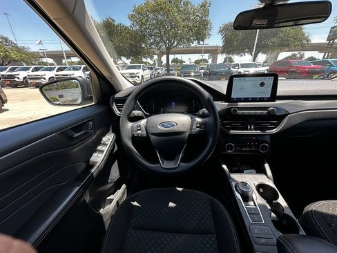 Used 2025 Ford Escape Active FWD image 13