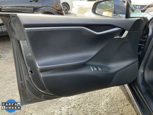 Used 2019 Tesla Model S 100D image 23