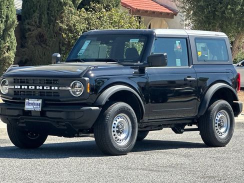 New 2026 Ford Bronco 2-Door AWD/4WD image 8