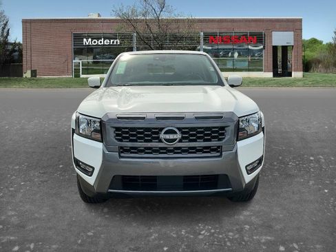 Certified 2025 Nissan Frontier SV w/ SV Convenience Package RWD image 6