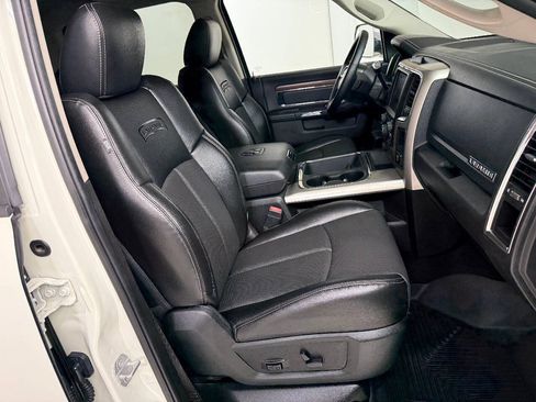 Used 2018 RAM 2500 Laramie AWD/4WD image 36