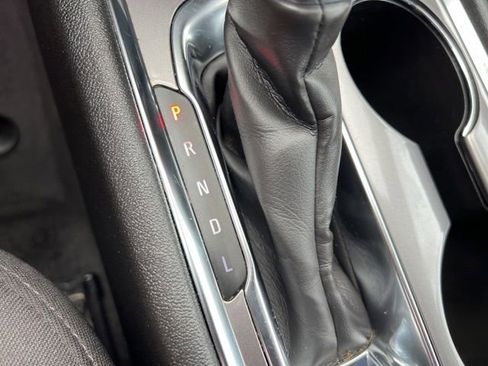 Used 2024 Chevrolet Malibu LT image 26