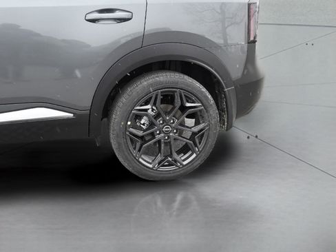 New 2026 Nissan Kicks SR image 25