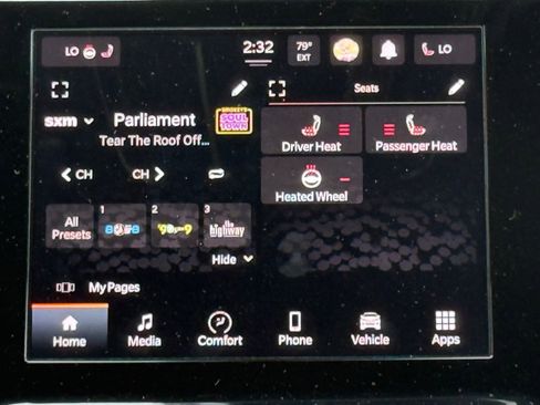 Used 2023 Jeep Grand Cherokee Altitude image 3