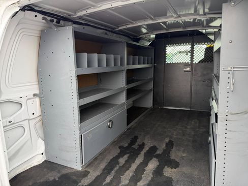 Used 2014 Ford E-150 and Econoline 150 RWD image 8
