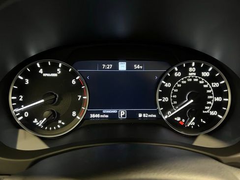 Certified 2025 INFINITI QX55 Essential image 20