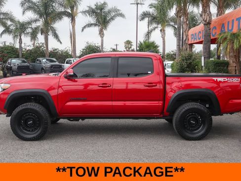 Used 2020 Toyota Tacoma TRD Off-Road w/ Technology Package AWD/4WD image 5