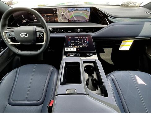 New 2026 INFINITI QX80 4WD w/ Sport Exterior Package image 7